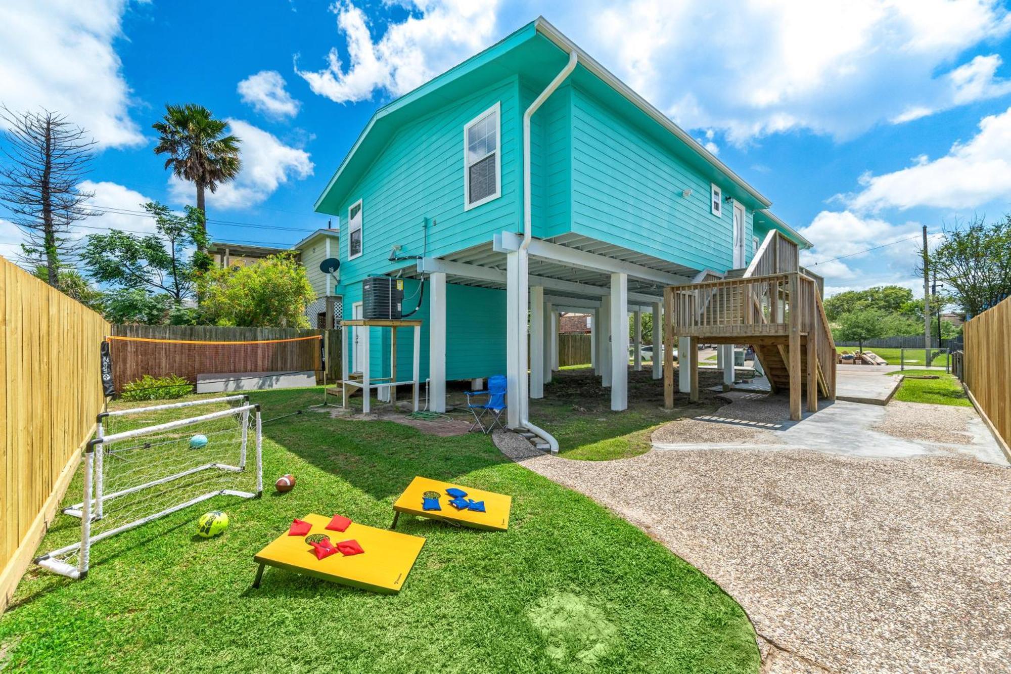 Nr Beach Pier Oasis Game Tables Yard Bbq غالفيستون، تكساس المظهر الخارجي الصورة